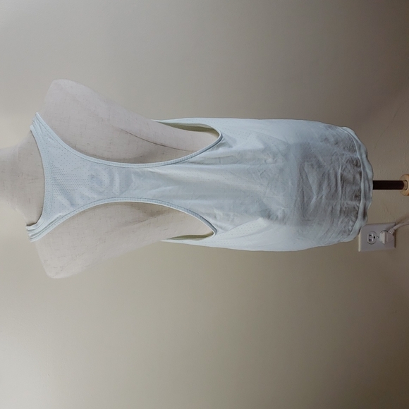 Athleta White Seamless Workout Tank - Picture 4 of 5